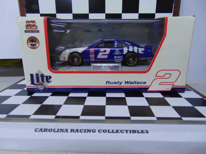New 1997 Revell 1:43 Diecast NASCAR Rusty Wallace Miller Lite Ford Thunderbird 