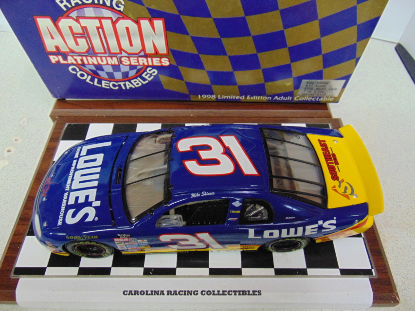 Action 16177-98 1/24 Mike Skinner #31 Lowe's 1998 Chevrolet Monte