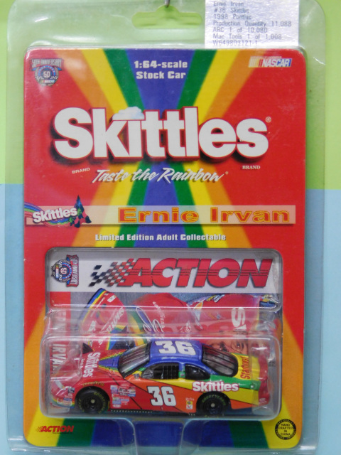 ERNIE IRVAN #36 NASCAR 1998 Skittles Starburst 1:64 02354 Racing Champions 50TH 