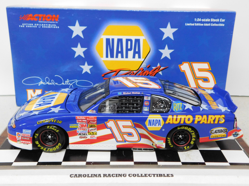 Michael Waltrip 1/24 #15 NAPA / Stars & Stripes 2001 Chevrolet 