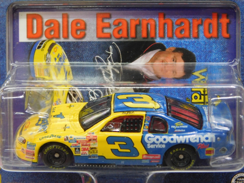 #3 DALE EARNHARDT GM GOODWRENCH SERVICE PLUS SIGN 1999 CHEVY ACTION 1/64 