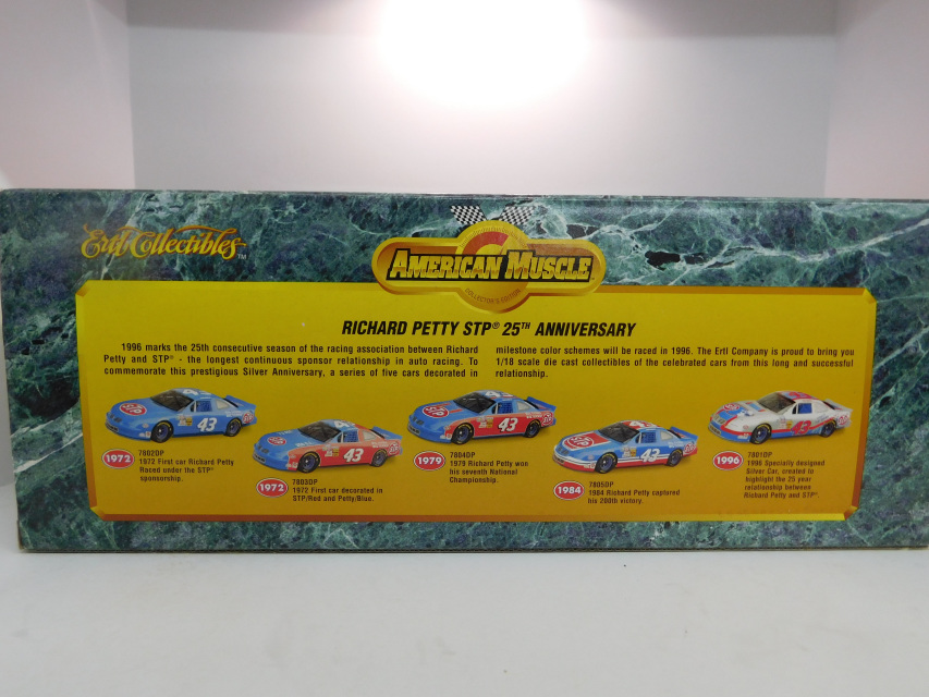 New 1996 Action 1:64 Diecast NASCAR Bobby Hamilton Richard Petty STP 1972 Blue 