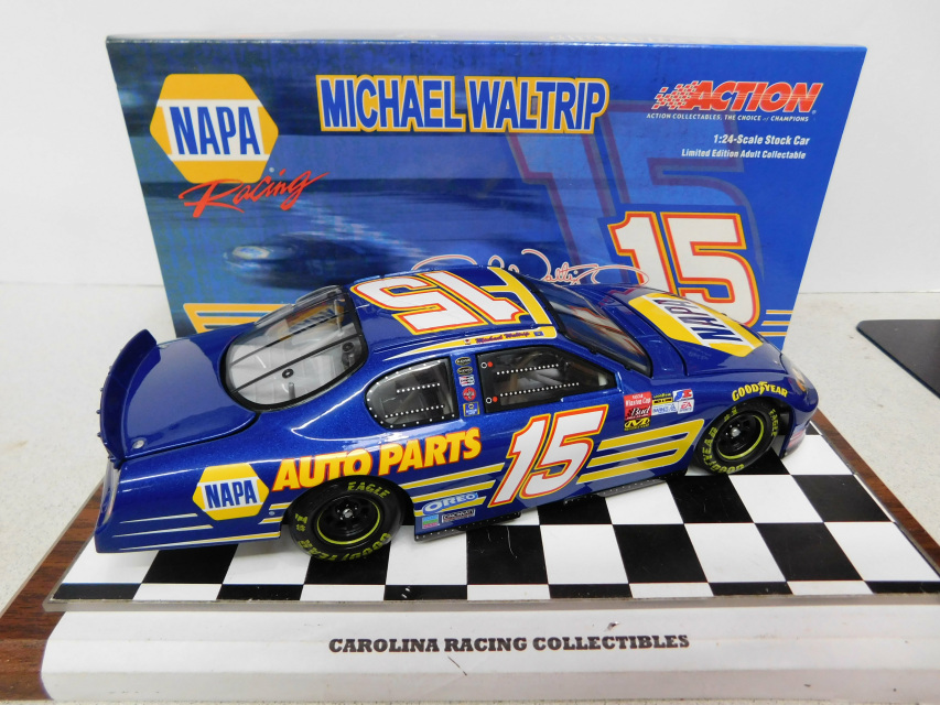 NAPA 2003 Racing Michael Waltrip #15  1:24 Scale Diecast Stock Car 