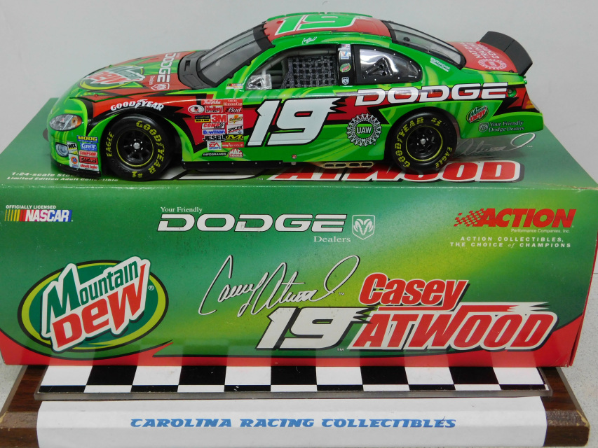 Casey Atwood 1/24 #19 Dodge Dealers / Mountain Dew 2001 Dodge 