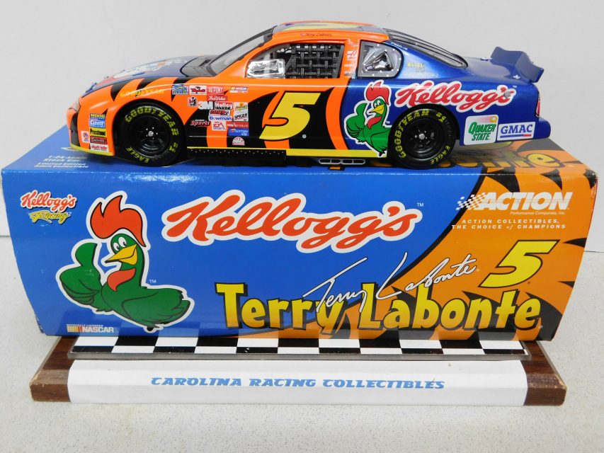 TERRY LABONTE 2004 #5 KELLOGG'S FATHER'S DAY NASCAR DIECAST RACE CAR 1/24 