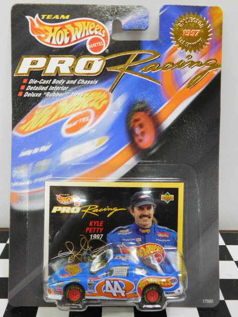 1997 NASCAR Team Hot Wheels Pro Racing HOT WHEELS #44 Kyle Petty