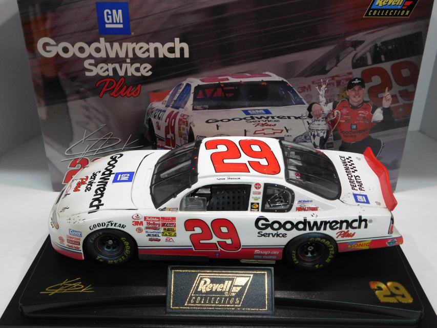 #29 Tropicana 400 2001 Kevin Harvick 1:24 GM Details about   Revell Collection 