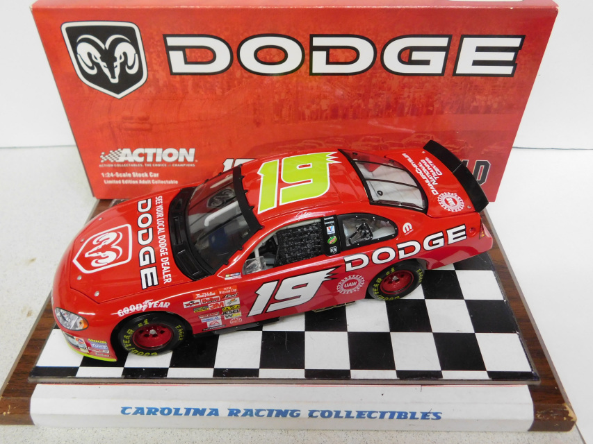 Jeremy Mayfield #19 2002 Dodge Intrepid R/T 1:24 Scale Nascar Action 