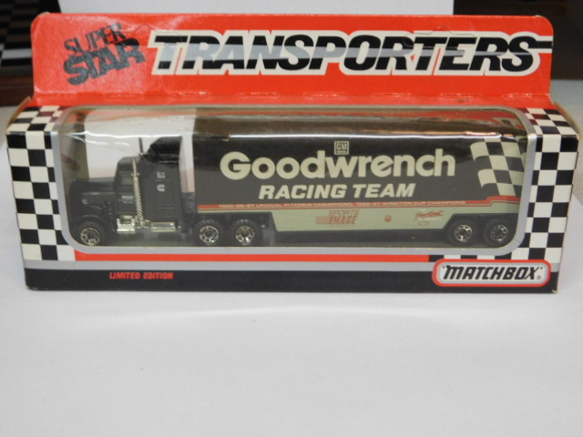 Details about   MATCHBOX SUPER STAR TRANSPORTERS--GOODWRENCH RACING-TEAM-1990-UNPUNCHED CARD 