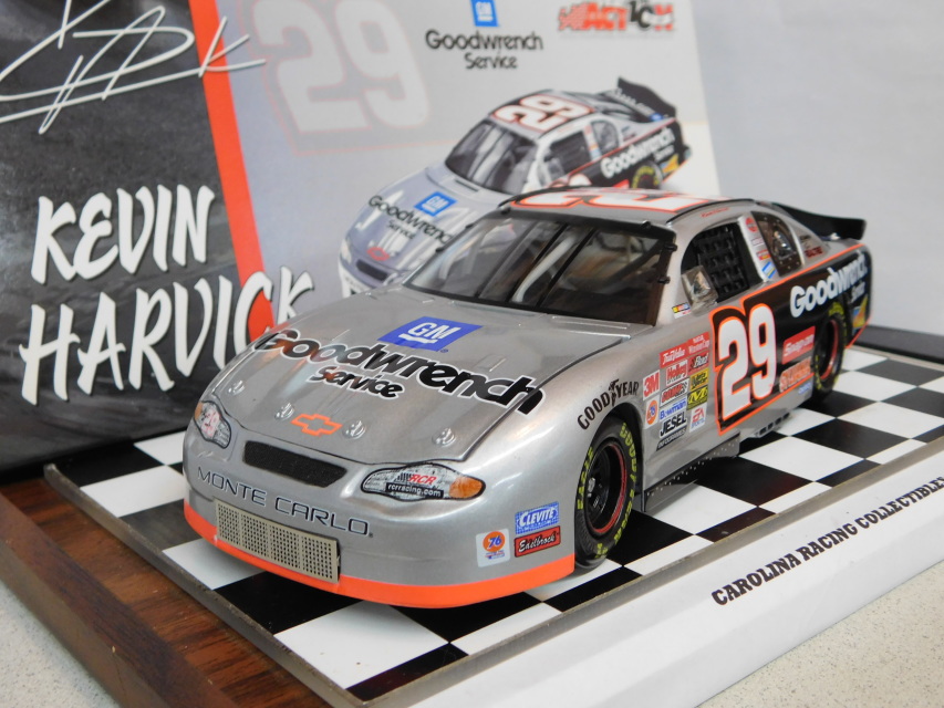 Kevin Harvick 1/24 #29 GM Goodwrench Service 2002 Monte Carlo