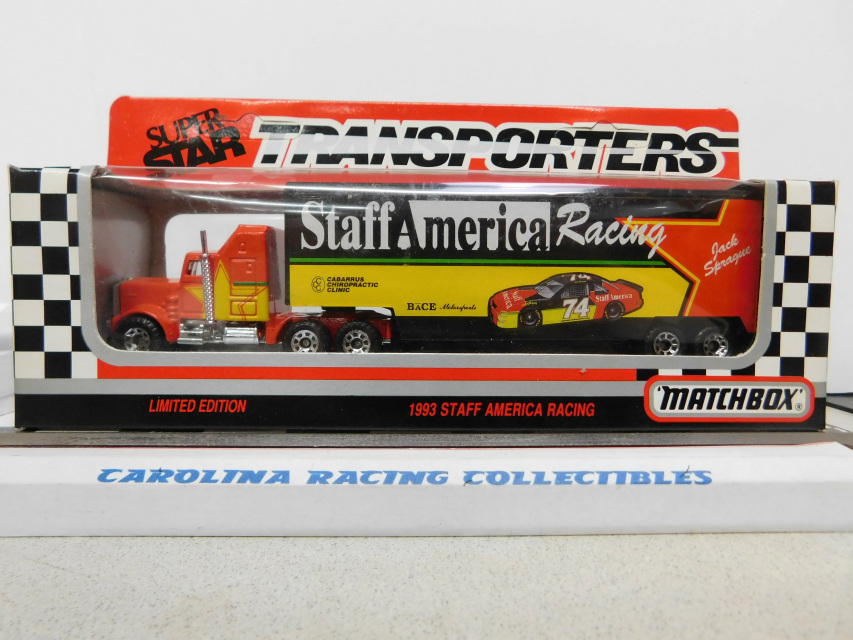 Darrell Waltrip #17 Western Auto 1991 1/87 Matchbox Super Star Team Transporter 
